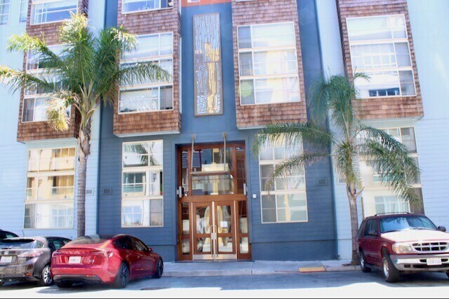 Primary Photo - 175 Bluxome St