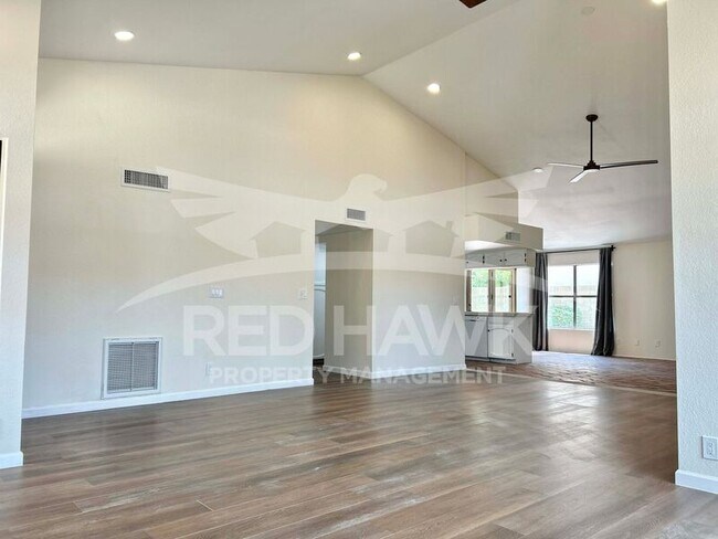 Foto del edificio - 3839 E Cherokee St