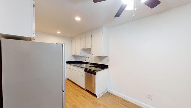 Building Photo - 450 Alameda del Prado