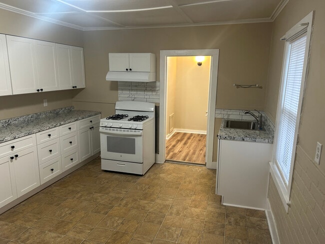 Foto del edificio - 113 Ballston Ave