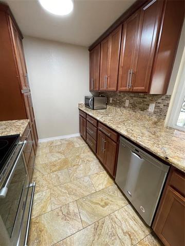 Building Photo - 1616 Spanish Trail
