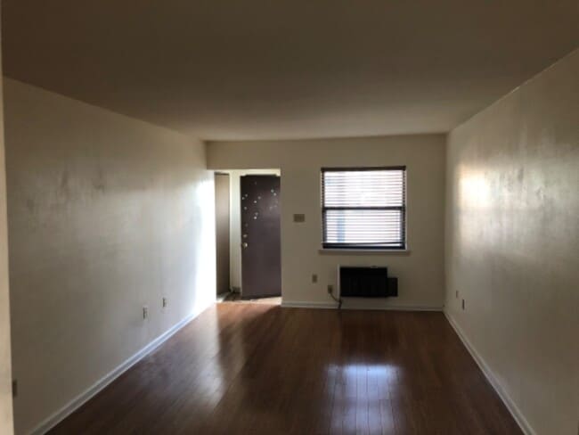 Photo - 1334 W Wyomissing Blvd (Reading, PA) Apartment