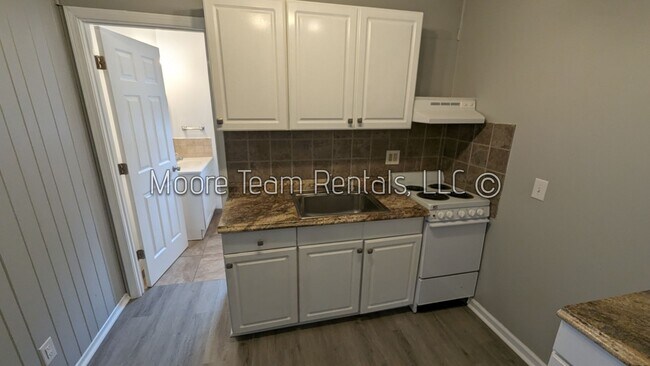 Foto del edificio - Haywood Ventures, LLC - 1302
