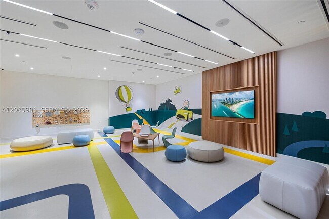 Foto del edificio - 300 Biscayne Blvd