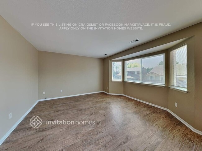 Building Photo - 5280 E 129th Way