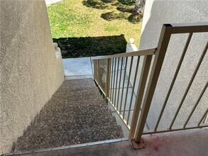 Building Photo - 2635 S Durango Dr