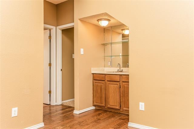 Building Photo - 5102 Wood Creek Ln