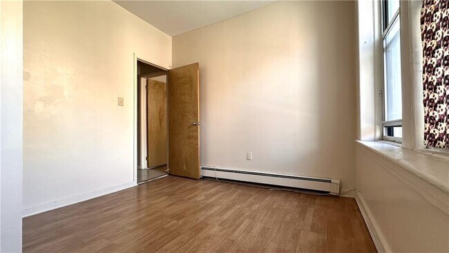 Foto del edificio - 1916 Avenue P