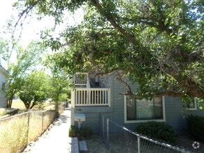 Building Photo - 330 S Alarcon St