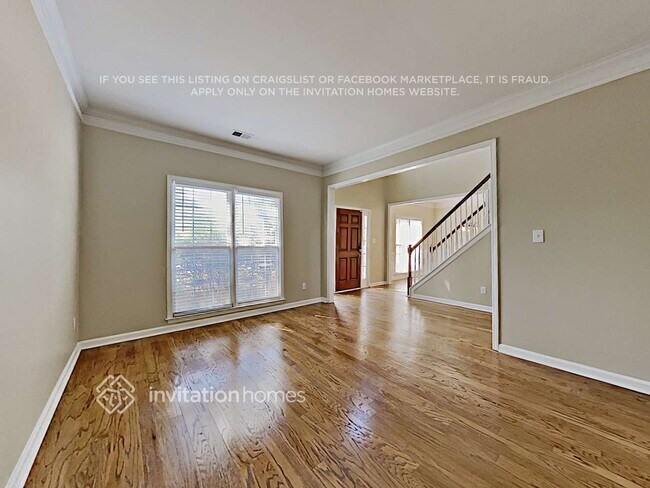 Building Photo - 515 Weatherstone Ct