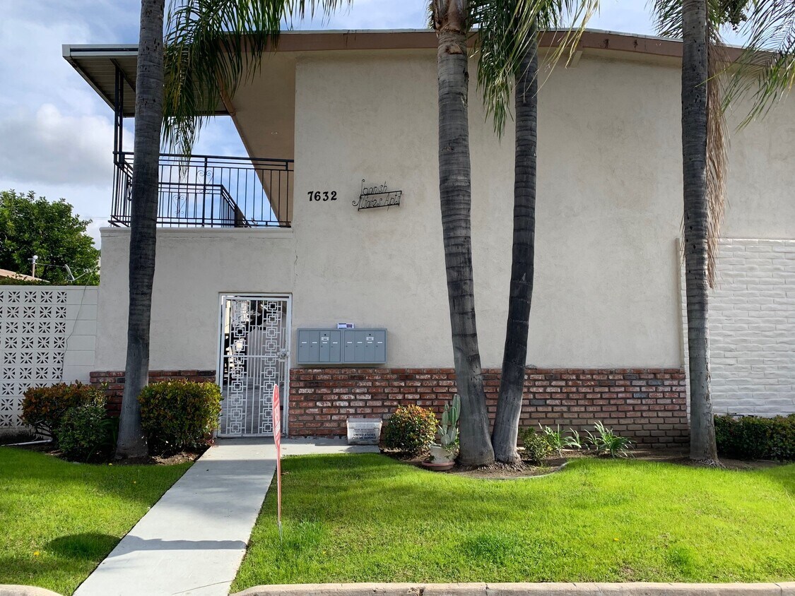 Propiedad - Spanish Gate Apts