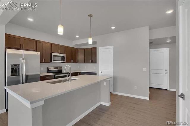 Foto del edificio - 5451 Necker Heights
