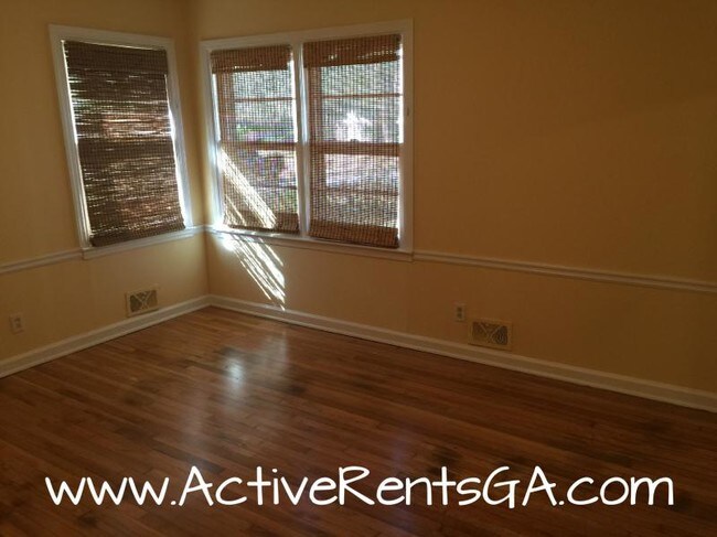 Building Photo - 1809 Twin Pines Dr