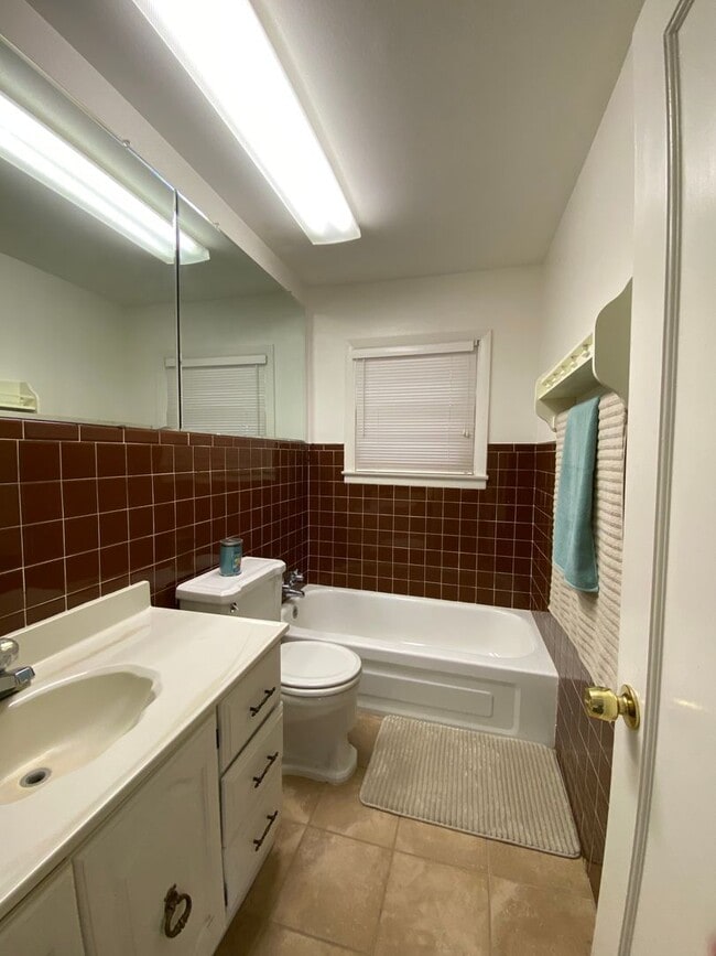 Foto del edificio - 2408 W 11th St