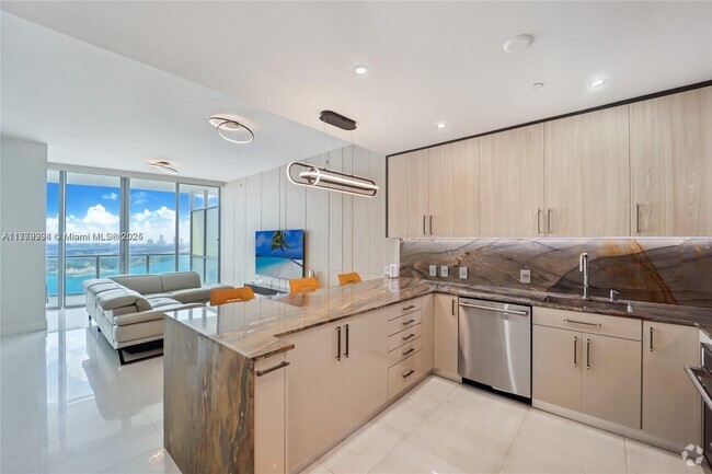 Building Photo - 1100 Biscayne Blvd