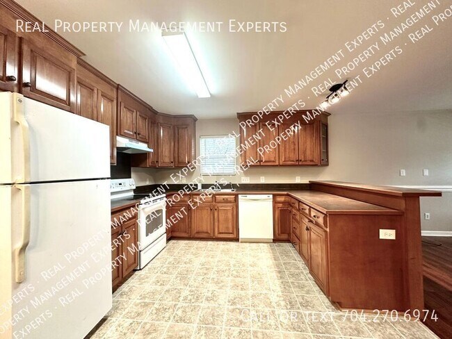 Foto del edificio - Adorable 3BR/2BA Home in Concord