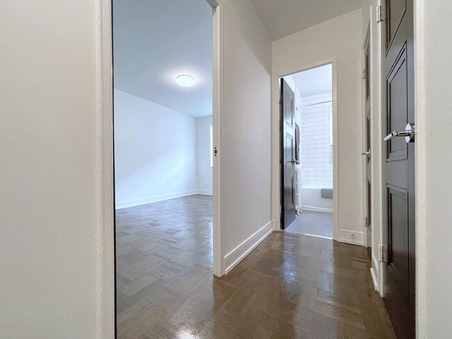 Photo du bâtiment - 140 Kingston Road