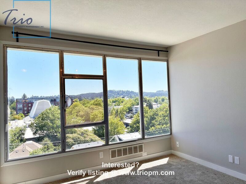 Primary Photo - 1313 Lincoln St