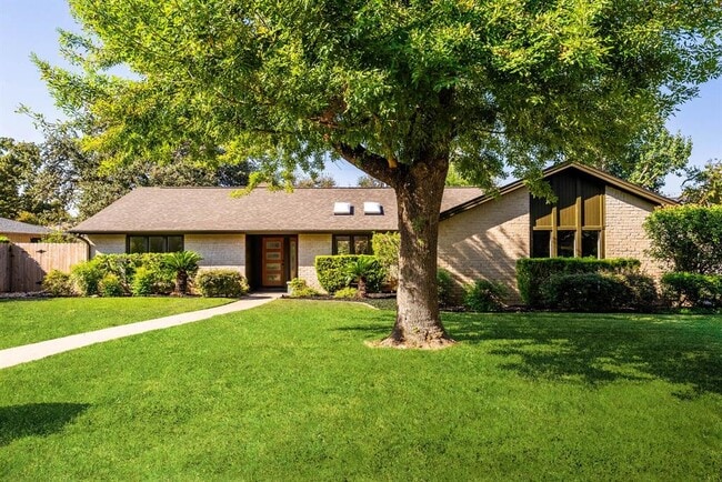 Building Photo - 10502 Ronwood Dr