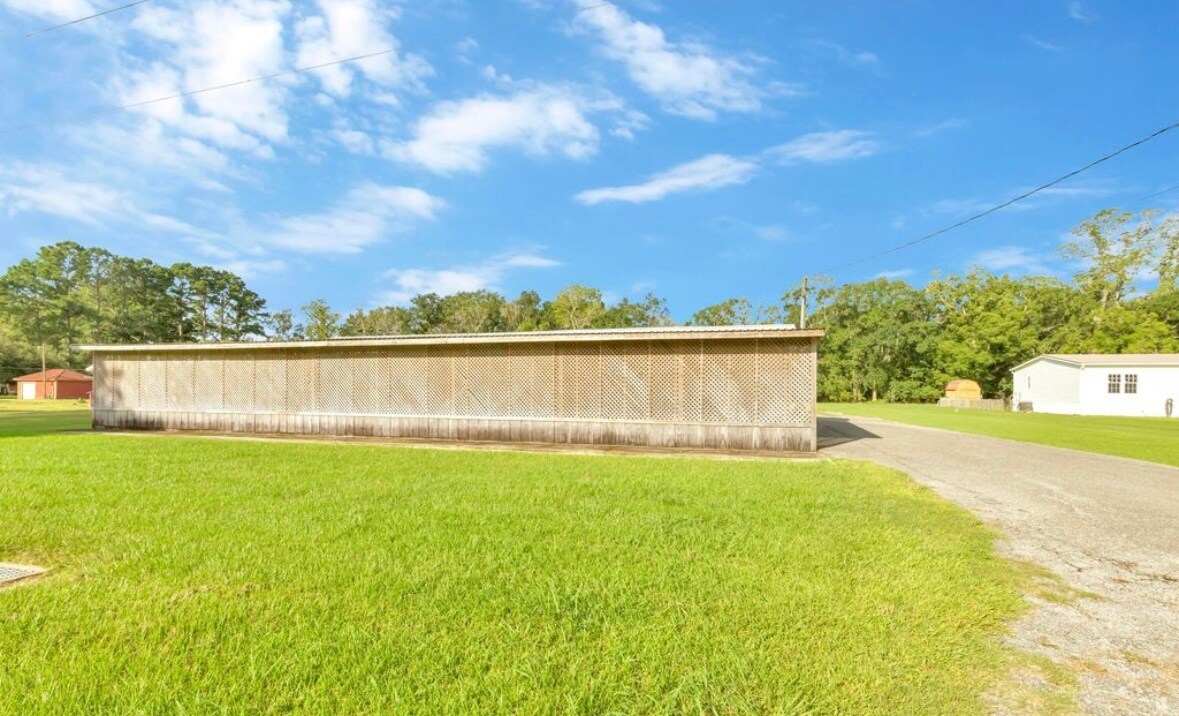 1053 Pointe Claire Dr, Saint Martinville, LA 70582 House Rental in