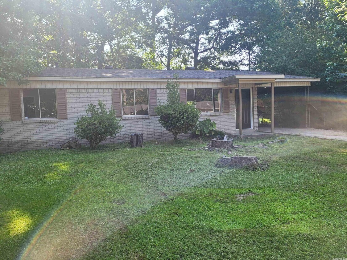 3933 Arapaho Trail, Little Rock, AR 72209 House Rental in Little Rock