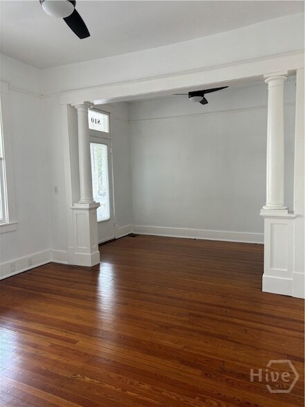 Foto del edificio - 810 Barnard St
