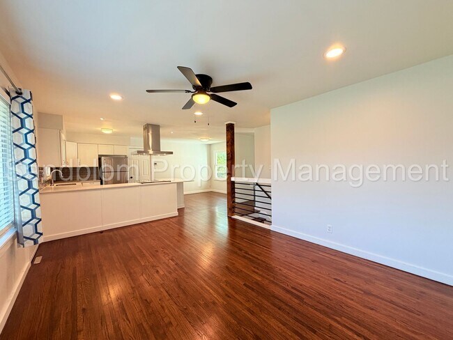Foto del edificio - 5955 E 25th Pl