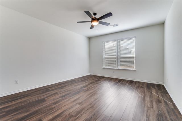 Building Photo - 916 Waggoner Dr