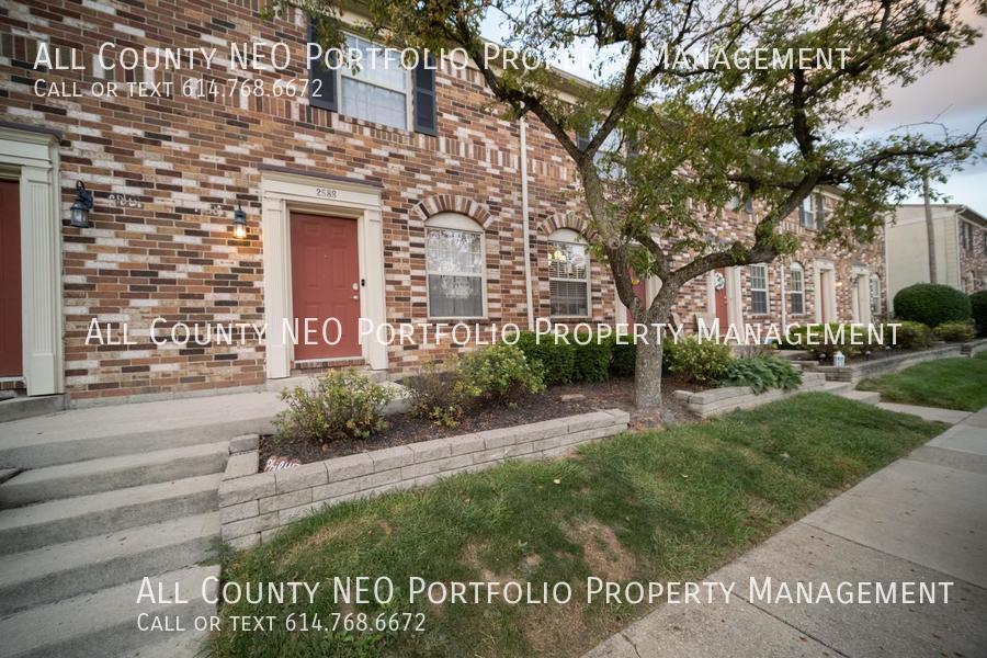Primary Photo - 2588 Scioto View Ln