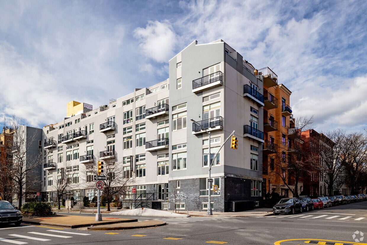 The Wexford - 299 McGuinness Blvd