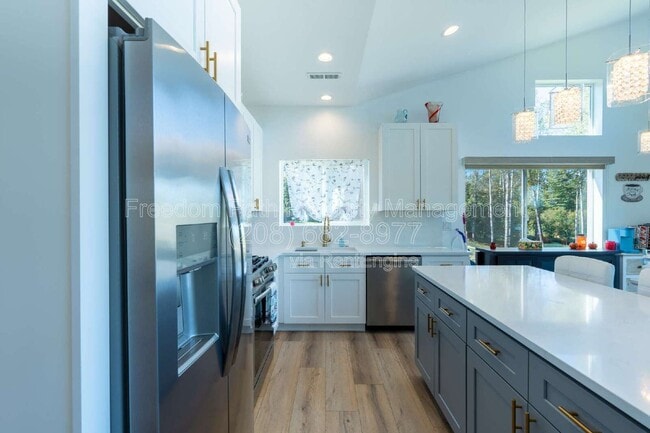 Building Photo - 925 Comeback Bay Ln