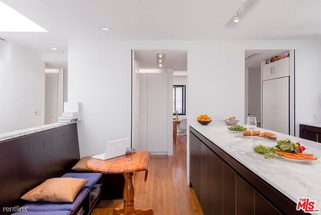 Foto del edificio - 3 br, 2 bath House - 10852 Kingsland St