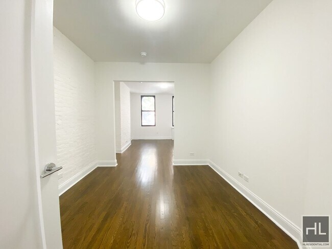 Building Photo - EAST 89TH STREET