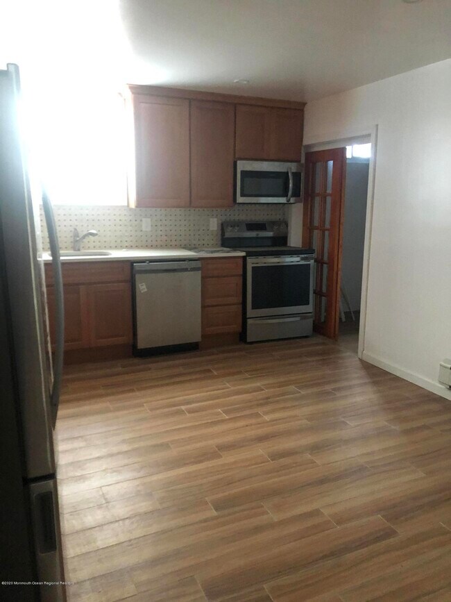 Building Photo - 22 Navesink Ave