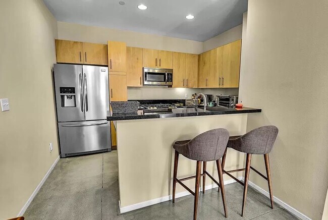 Building Photo - 3656 Sunburst Blvd
