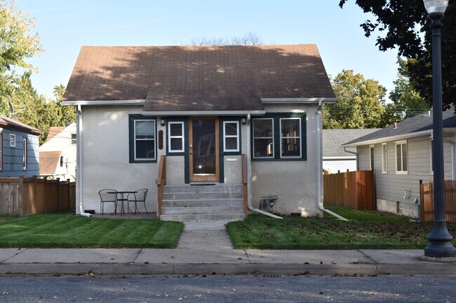 Foto del edificio - 4831 4th Ave S