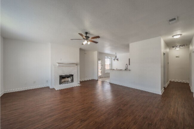 Building Photo - 3508 Silverado Trail