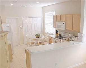 Building Photo - 1061 Troon Cir