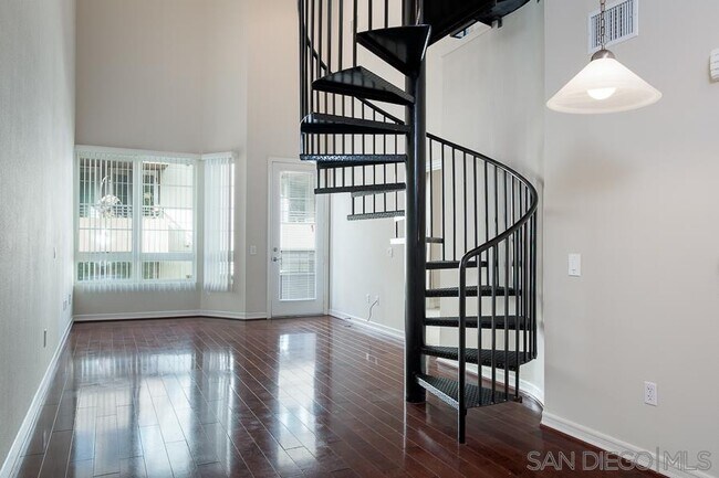 Building Photo - 1480 Broadway