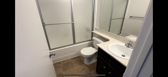 Foto del edificio - 32nd Street Apartments