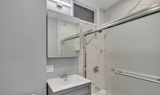 Foto del edificio - 142 Sutherland Rd
