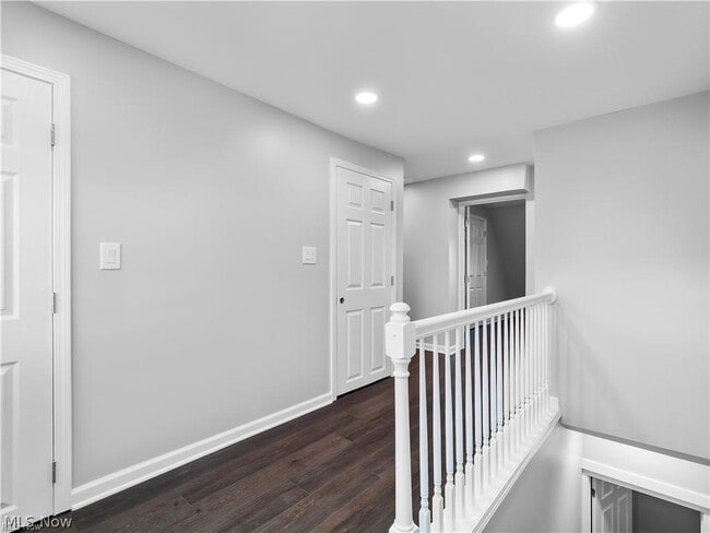 Foto del edificio - 6110 W Clinton Ave