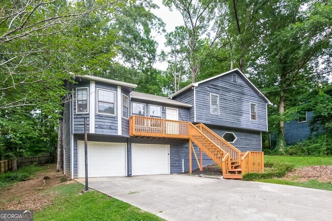 Building Photo - 2680 Robin Way Ct SW