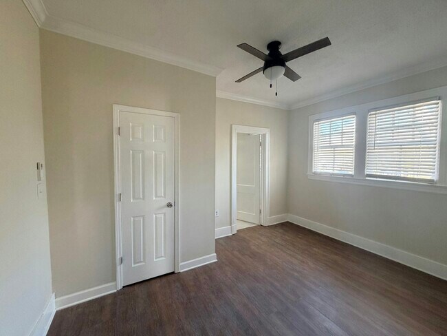 Building Photo - 814 N Congress St