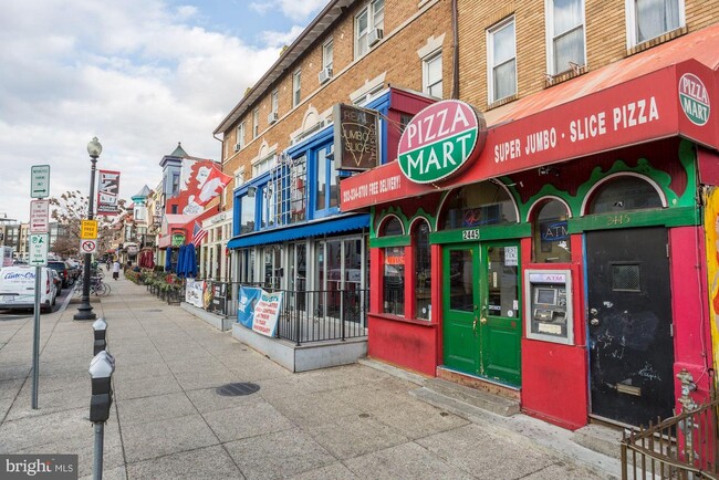 Foto del edificio - 1831 Belmont Rd NW