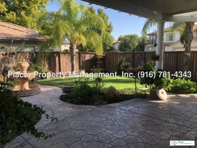 Building Photo - 783 Davenport Way