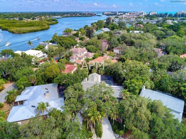 Foto del edificio - Tropical paradise near #1 rated Siesta Beach!