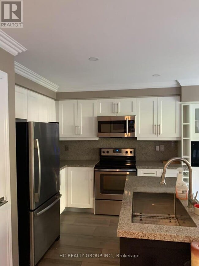 Building Photo - 2253 Hummingbird Way