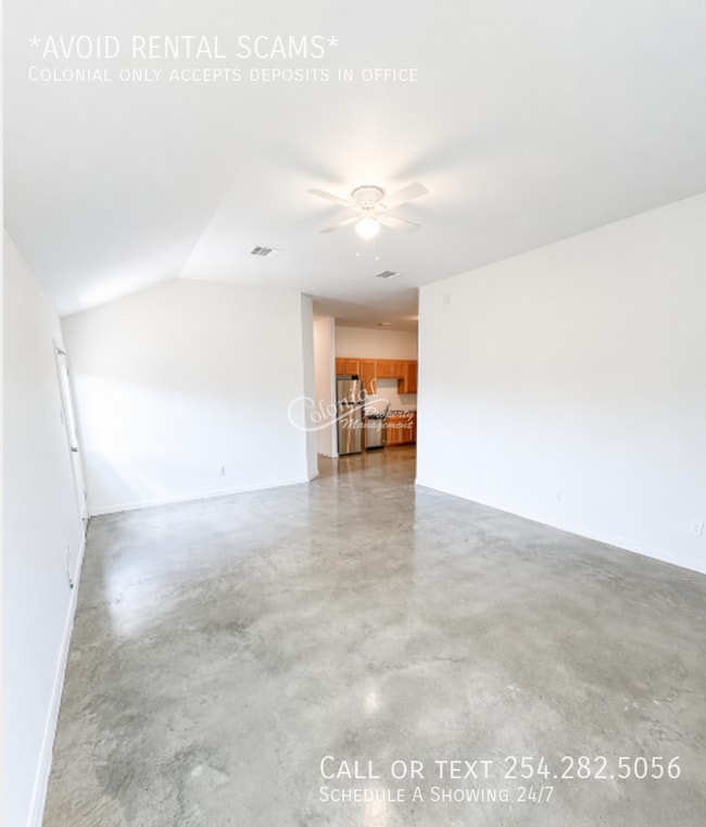 Building Photo - 3330 Stonewall Dr