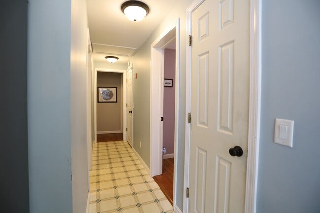 Foto del edificio - FURNISHED 3 Bed Winter Seasonal Great Location! Available 11/1/26 - $2395/mo